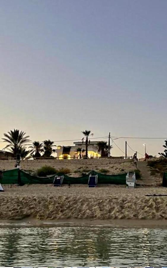 Playa Paraiso Marina di Lizzano Esterno foto